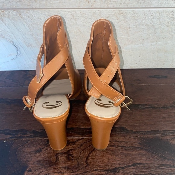 Charming Charlie Cognac Peep Toe Heels Size 8 - Picture 4 of 6